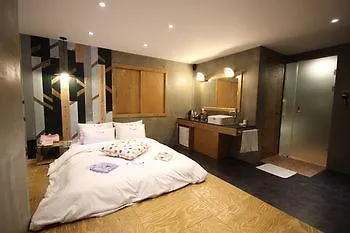 Hotel Yaja Dongnae Busan 2*,  South Korea