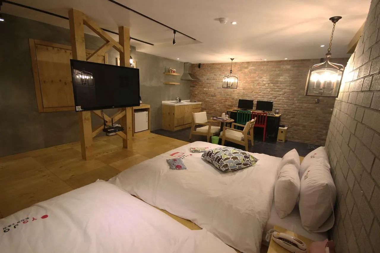 Hotel Yaja Dongnae Busan 2*,  South Korea